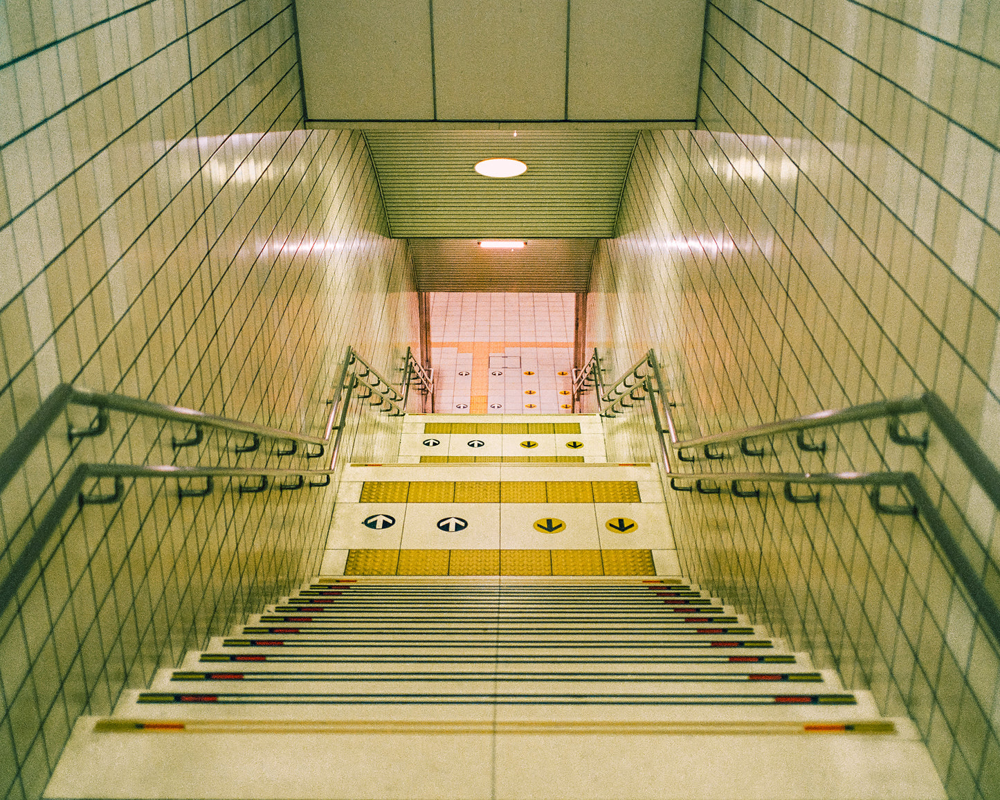 Vacant Station 駅