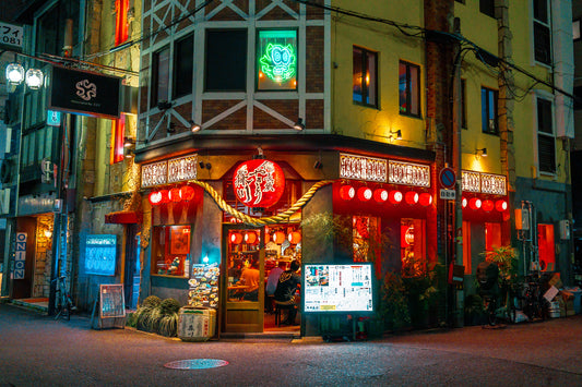 Lantern Lit Corner 提灯