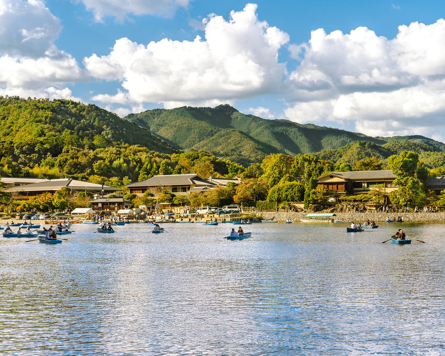 Boats on the Katsuragawa River 桂川