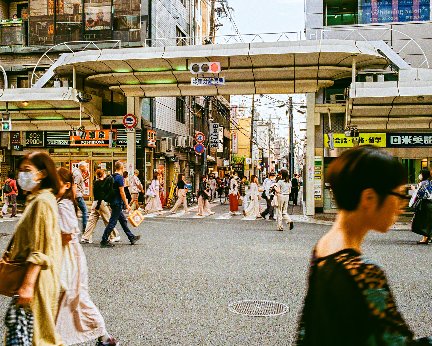 Shijō Dori 四条通