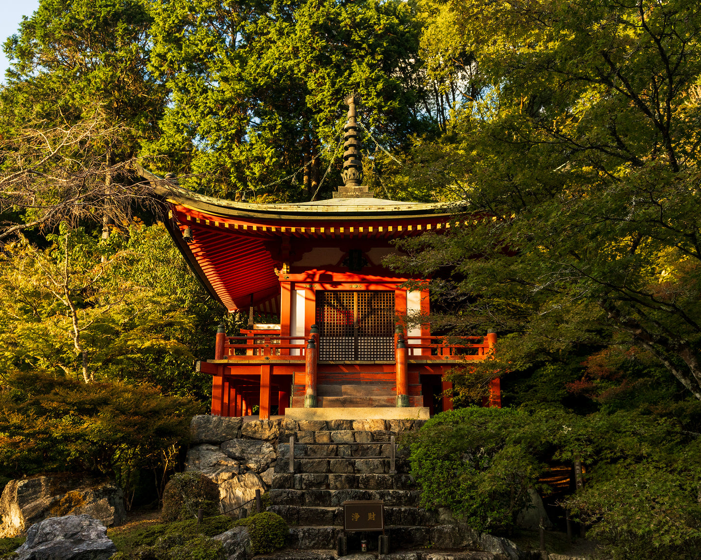 Steps of Bentendo 弁天堂