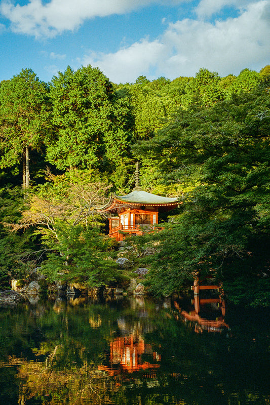 Bentendo Hall Reflecting 弁天堂