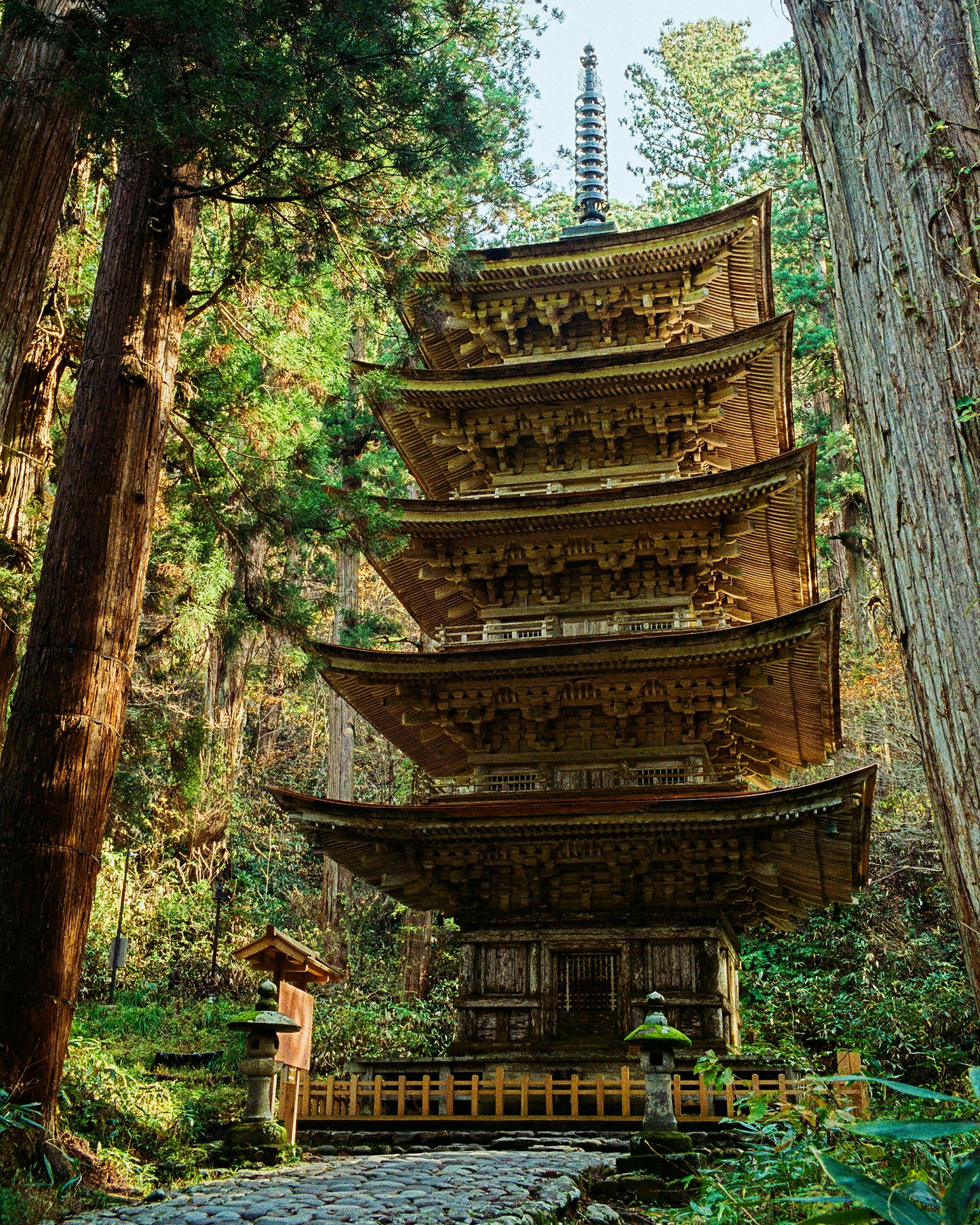 Hagurosan Forest Pagoda 羽黒山