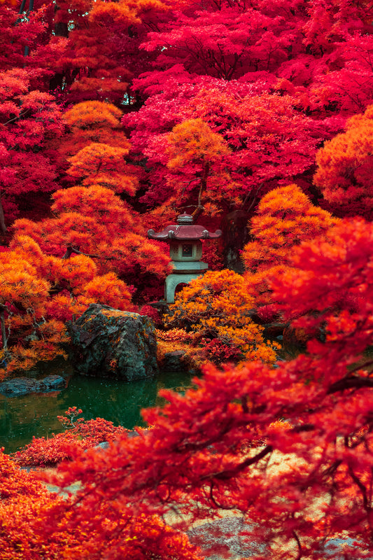 Tōrō Garden 灯籠