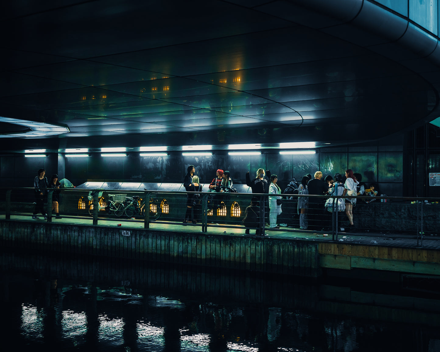 Evenings under the Bridge 夕方