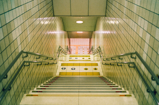 Vacant Station 駅